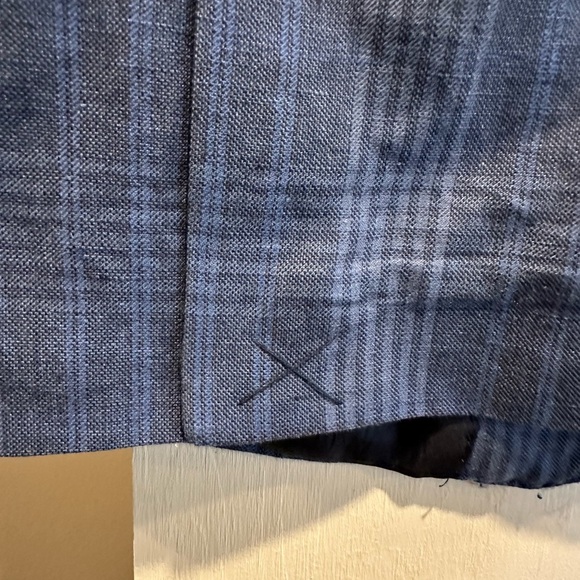 Men's Blue Plaid Blazer - Picture 5 of 7